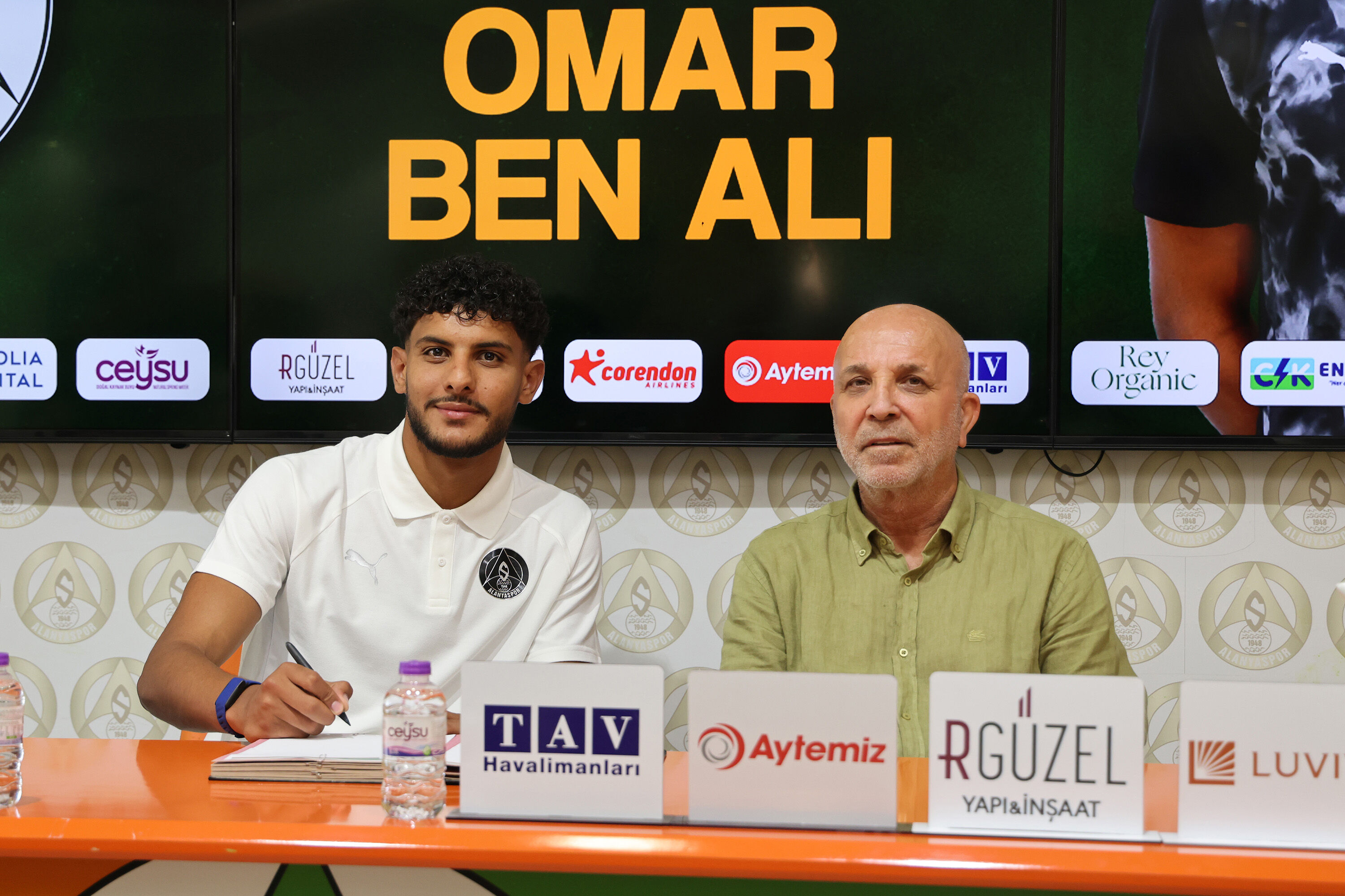 Alanyaspor, Ilk Transferini Tunuslu Santrfor Omar Ben Ali Ile Yaptı1