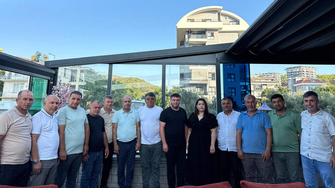 Alanya Doğu Muhtarları'ndan Başkan Özçelik’e destek açıklaması