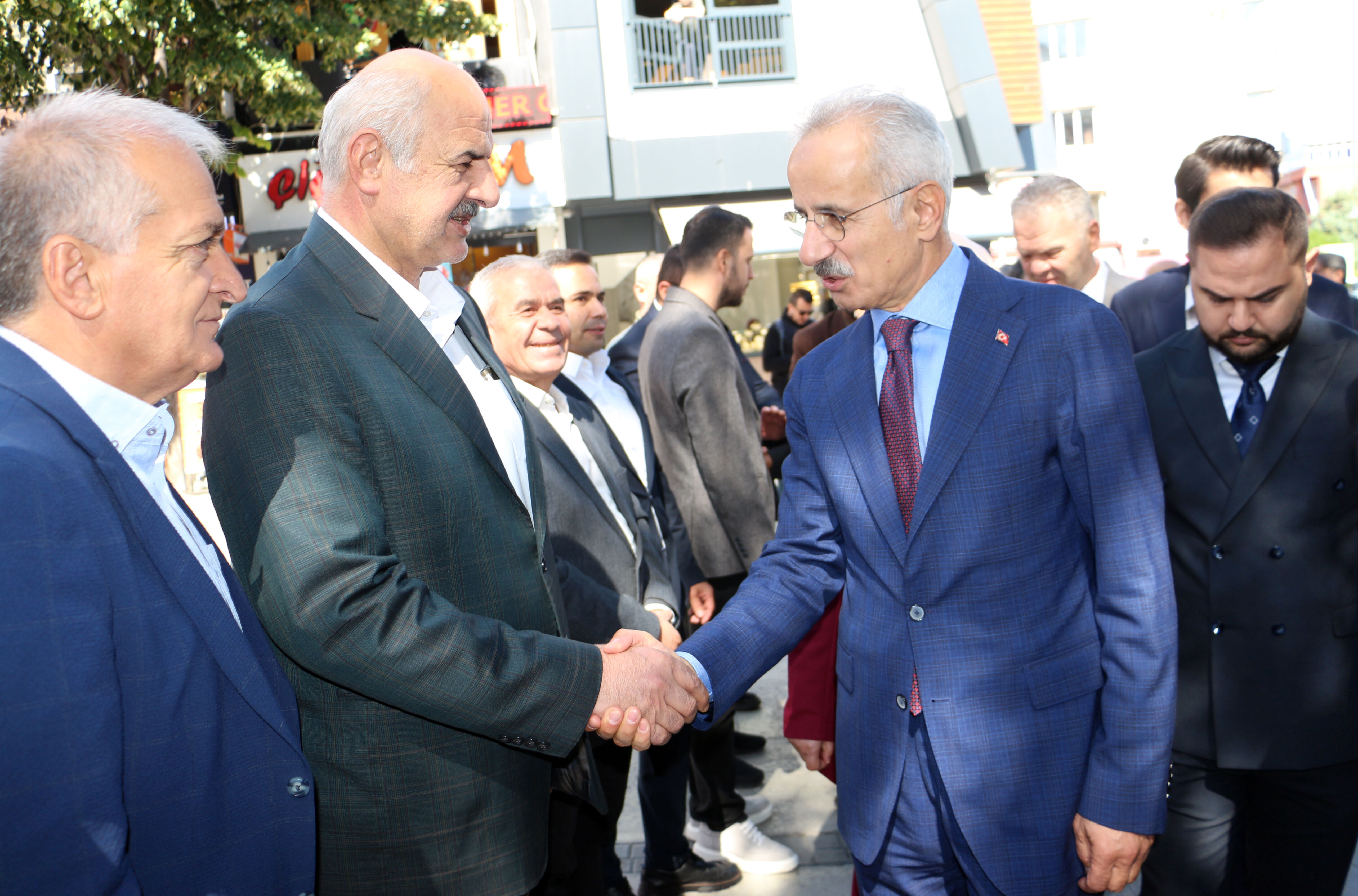 Bakan Uraloğlu: Birileri istiyor ki şehit cenazeleri gelmeye devam etsin