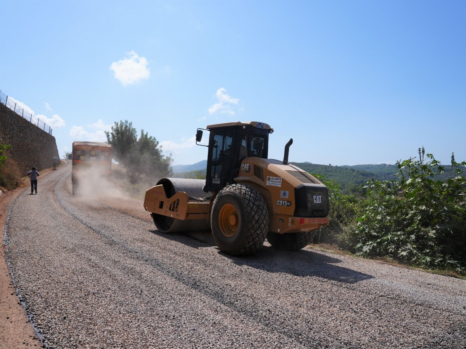 Alanya'nın o mahallesinde 5 kilometrelik asfalt konforu