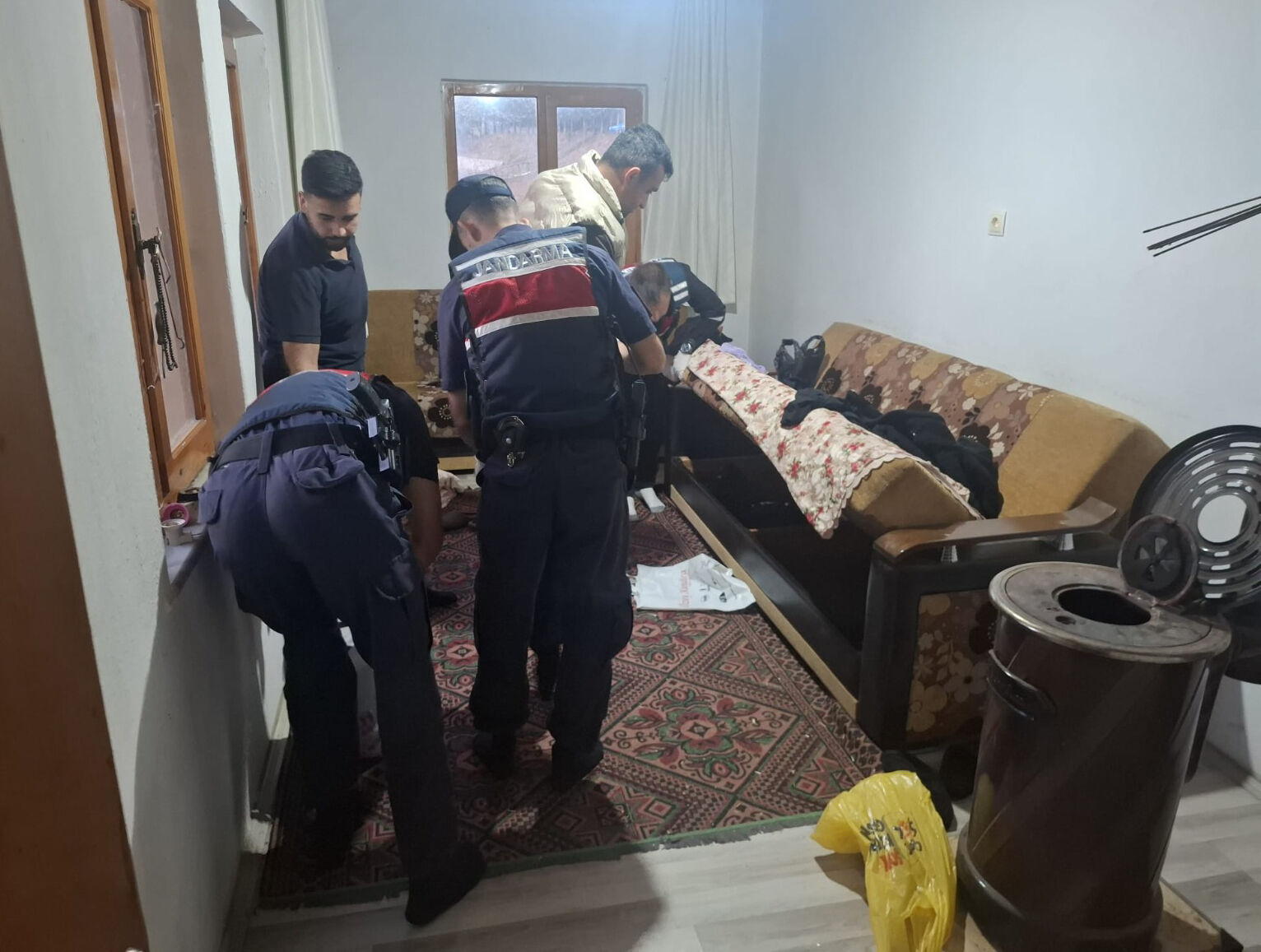 Yasa dışı bahis operasyonunda 11 gözaltı: hesaplarda 566 milyon TL'lik işlem hacmi